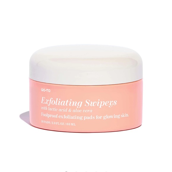 Go-to Exfoliating Swipeys - Picture 12 of 16